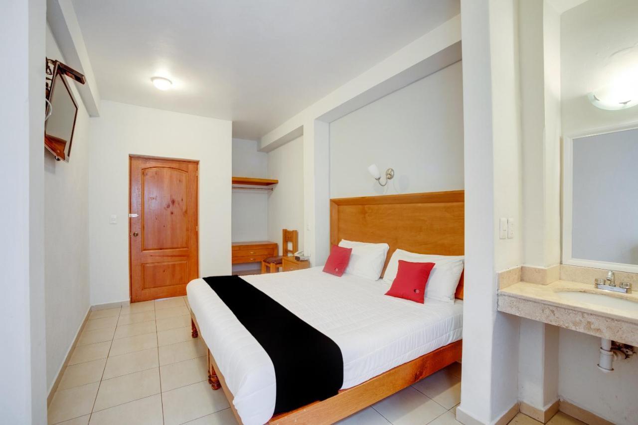 Hotel Pátzcuaro Buitenkant foto