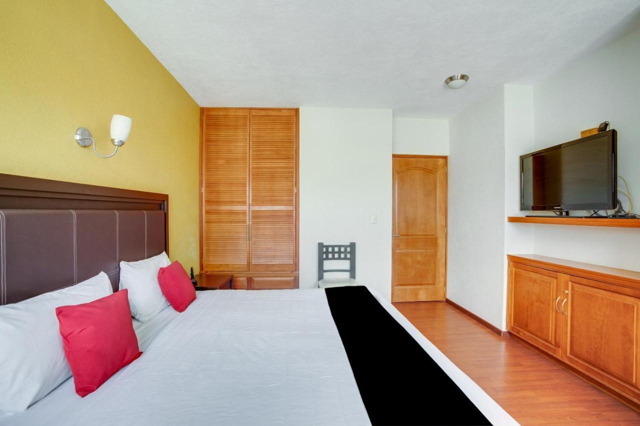 Hotel Pátzcuaro Buitenkant foto