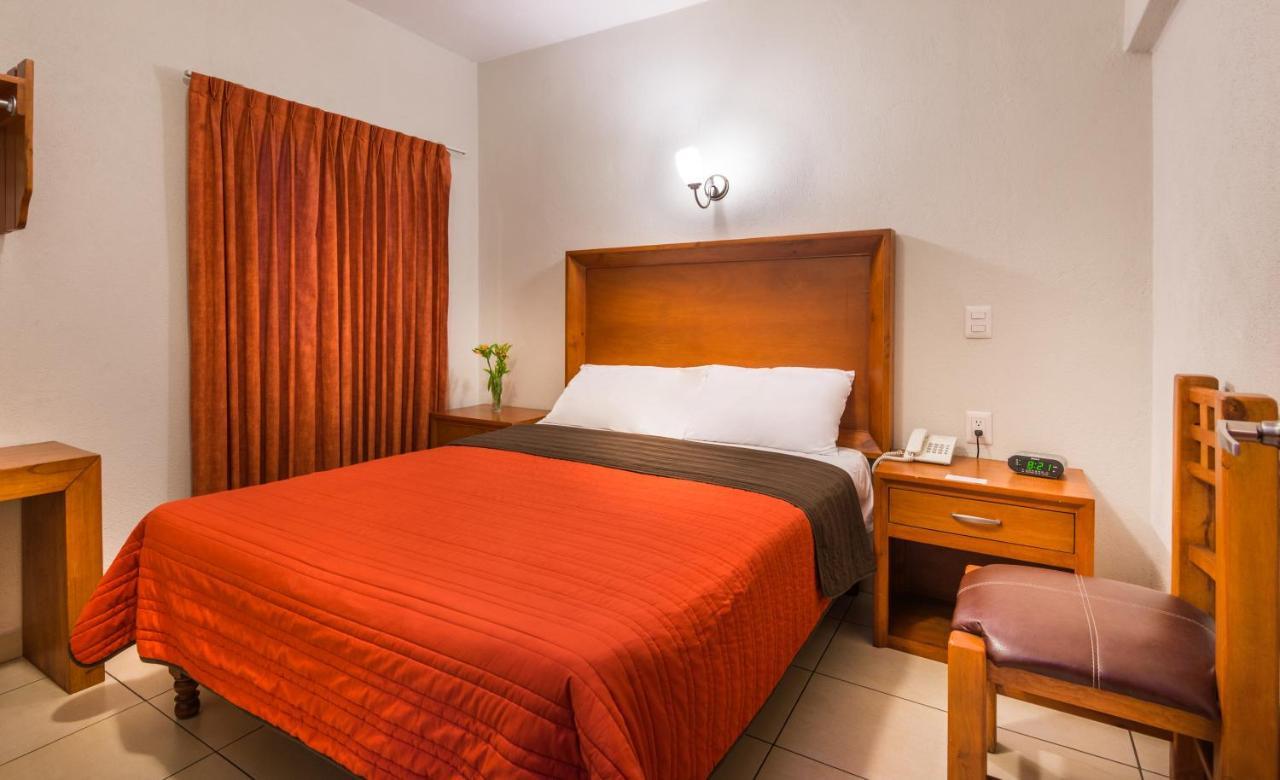 Hotel Pátzcuaro Buitenkant foto
