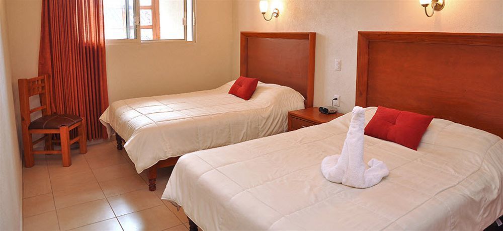 Hotel Pátzcuaro Buitenkant foto